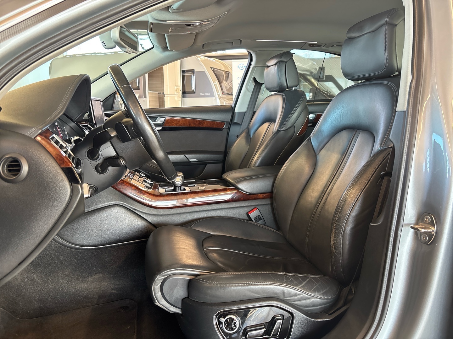 AUDI A8 2010