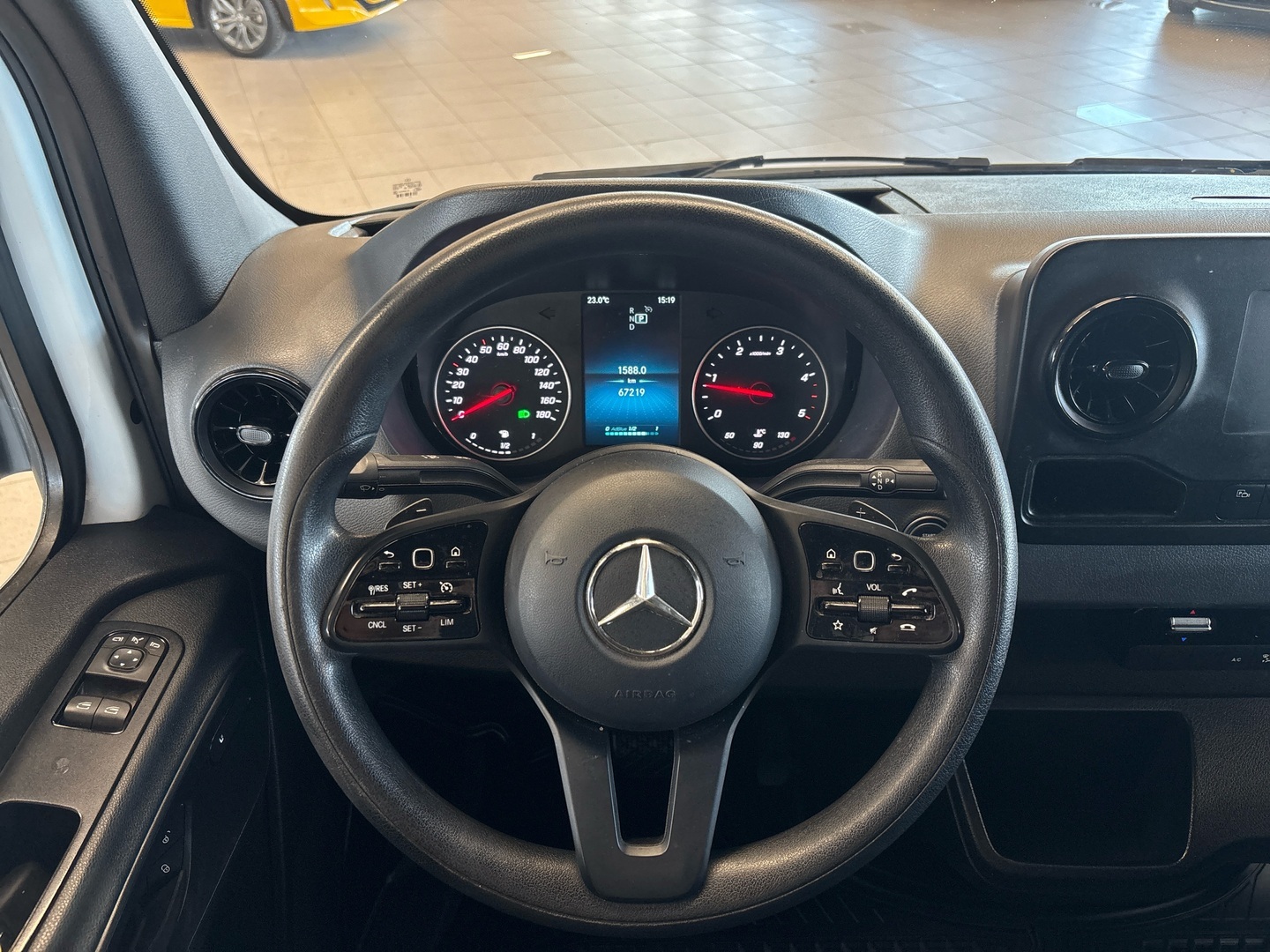 MERCEDES-BENZ Sprinter 2022
