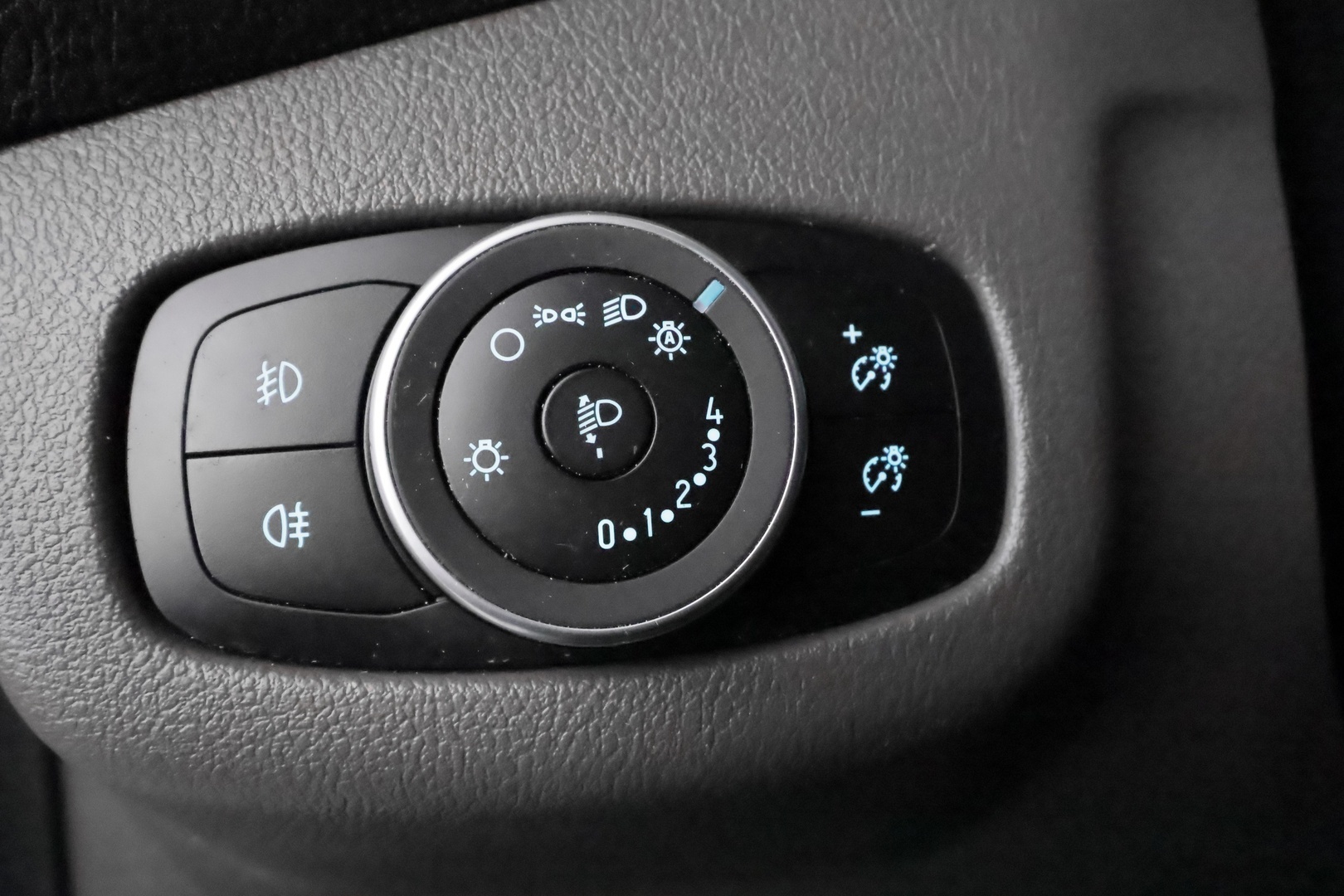 FORD Transit Connect 2023