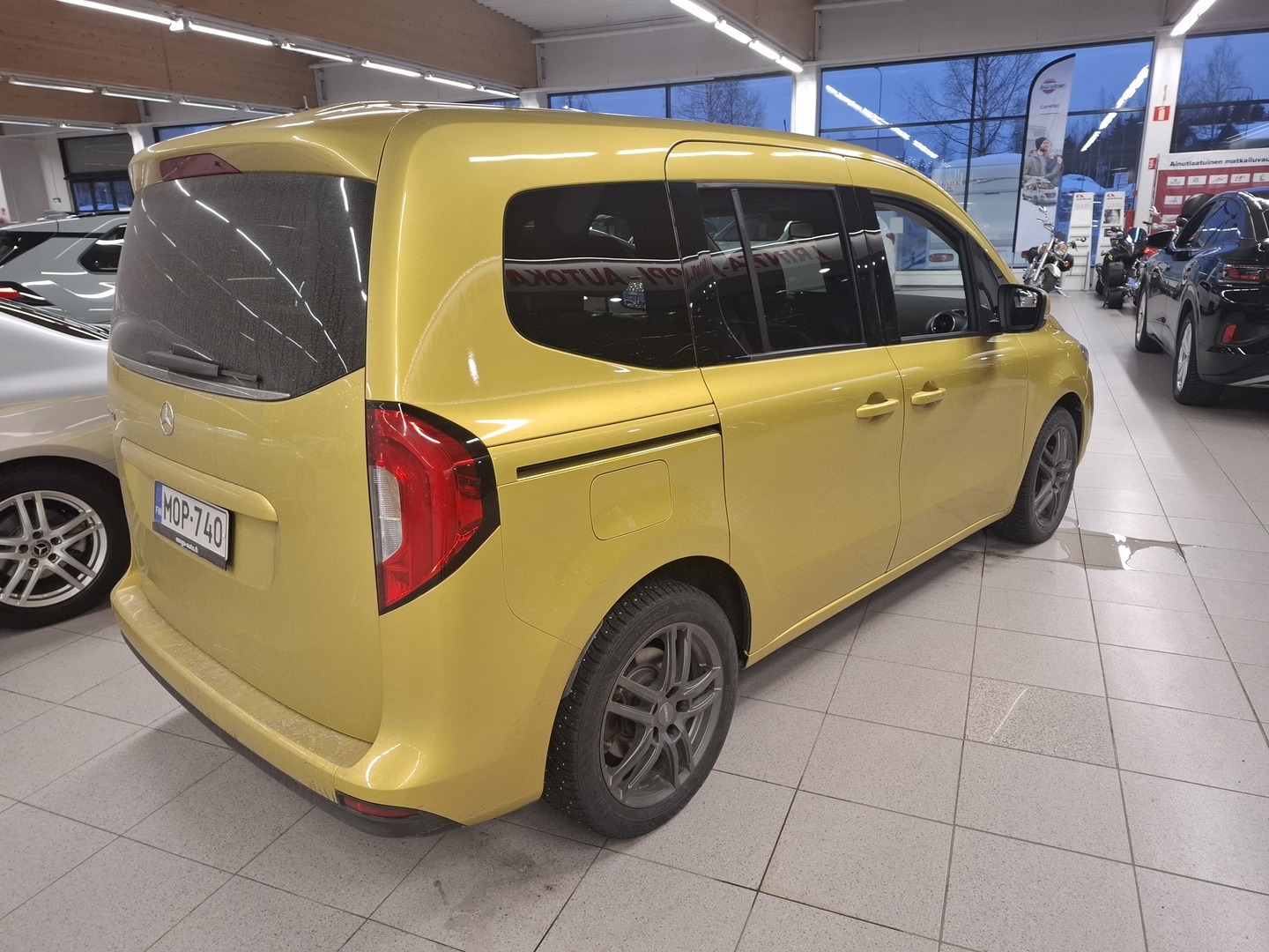 MERCEDES-BENZ T 2022