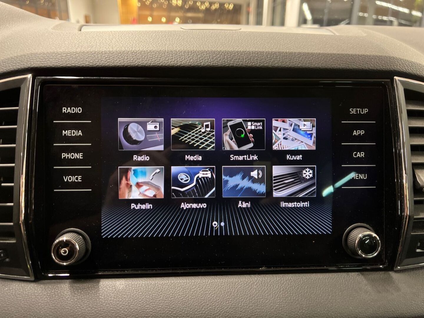 SKODA Karoq 2019