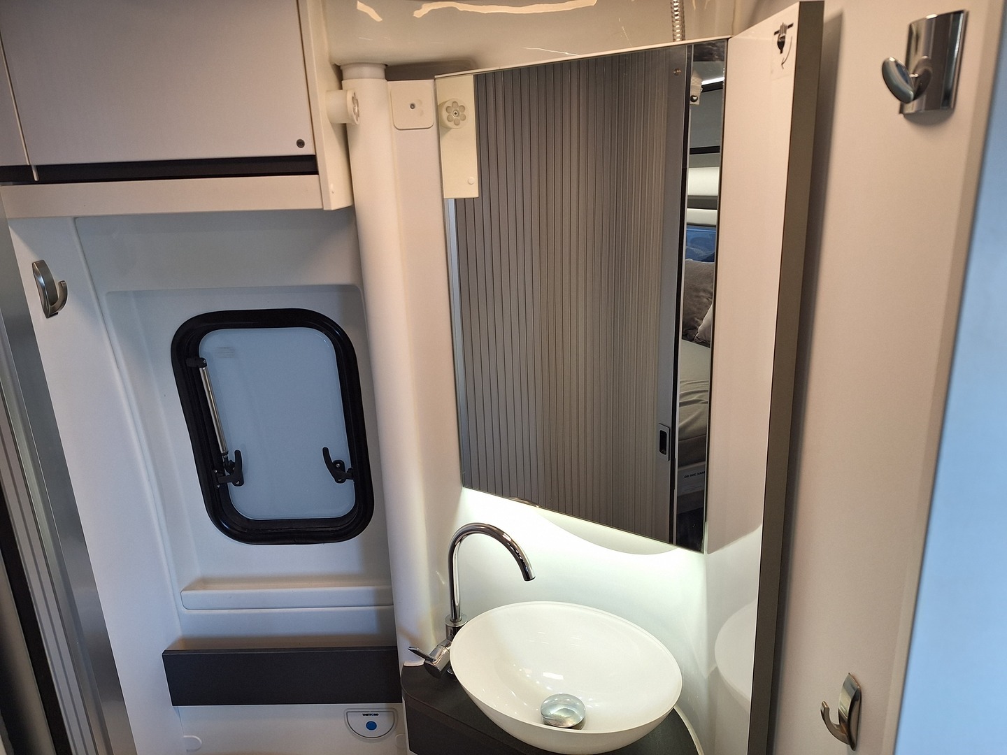 ADRIA TWIN SUPREME 2020