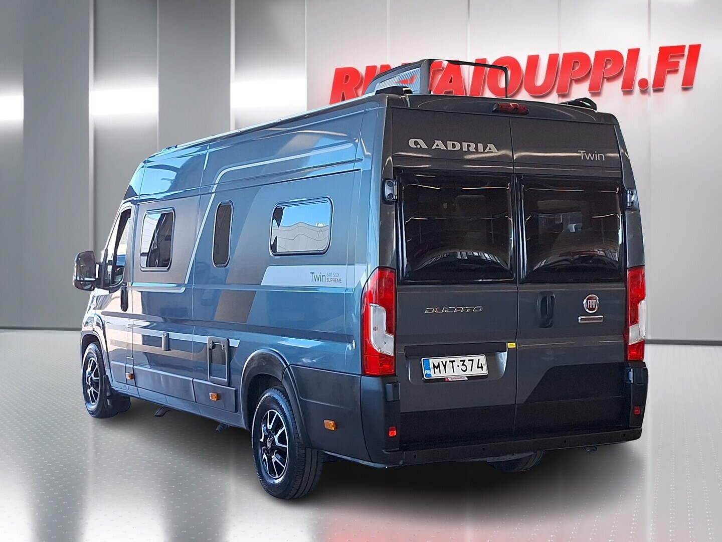 ADRIA TWIN SUPREME 2020