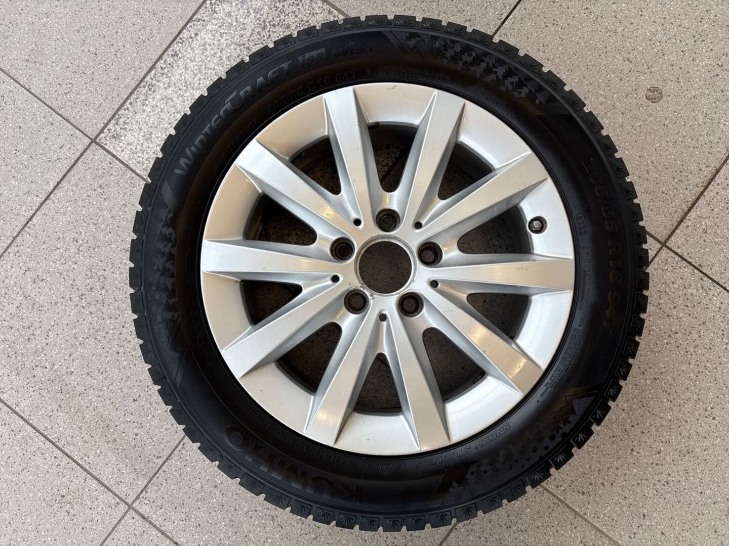 MERCEDES-BENZ A 2015
