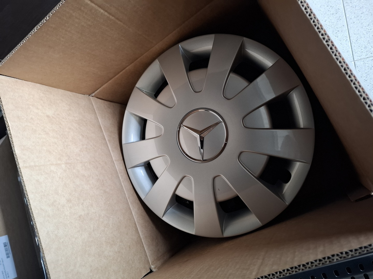 ADRIA MATRIX SUPREME 670 DL 2025