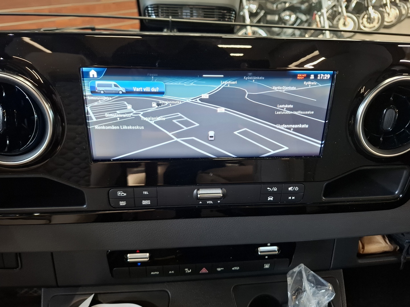 ADRIA MATRIX SUPREME 670 DL 2025