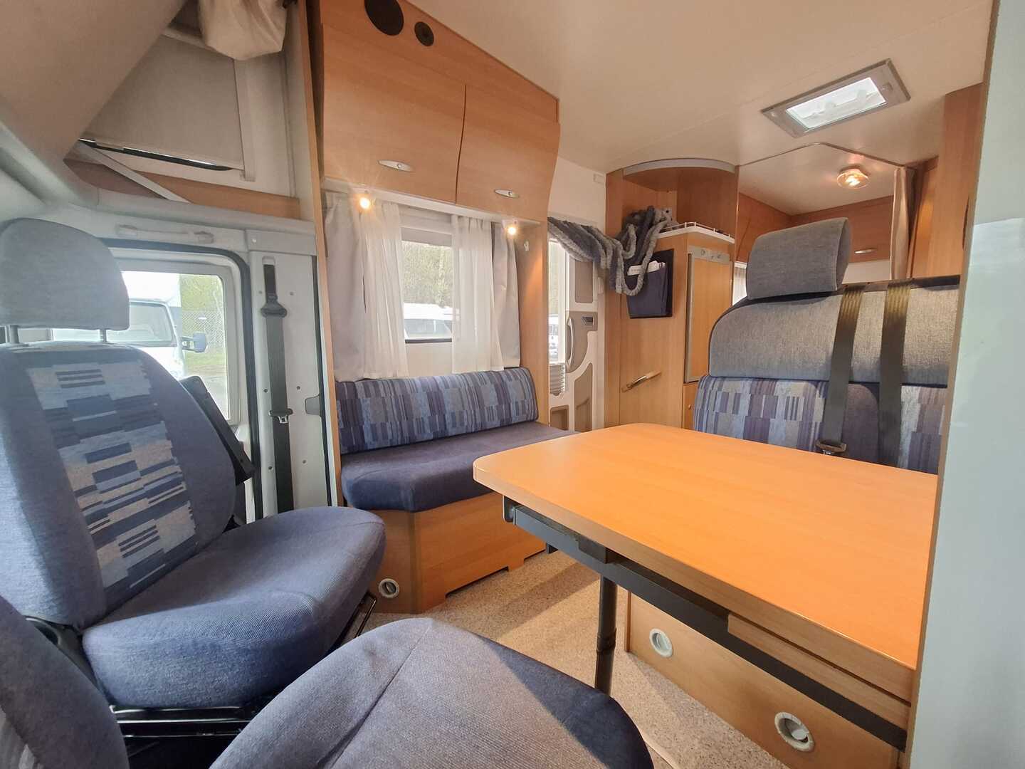 KNAUS Sun Traveller 655 MF 2007