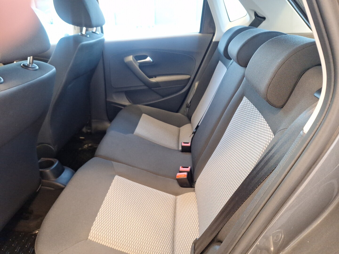 VOLKSWAGEN Polo 2011