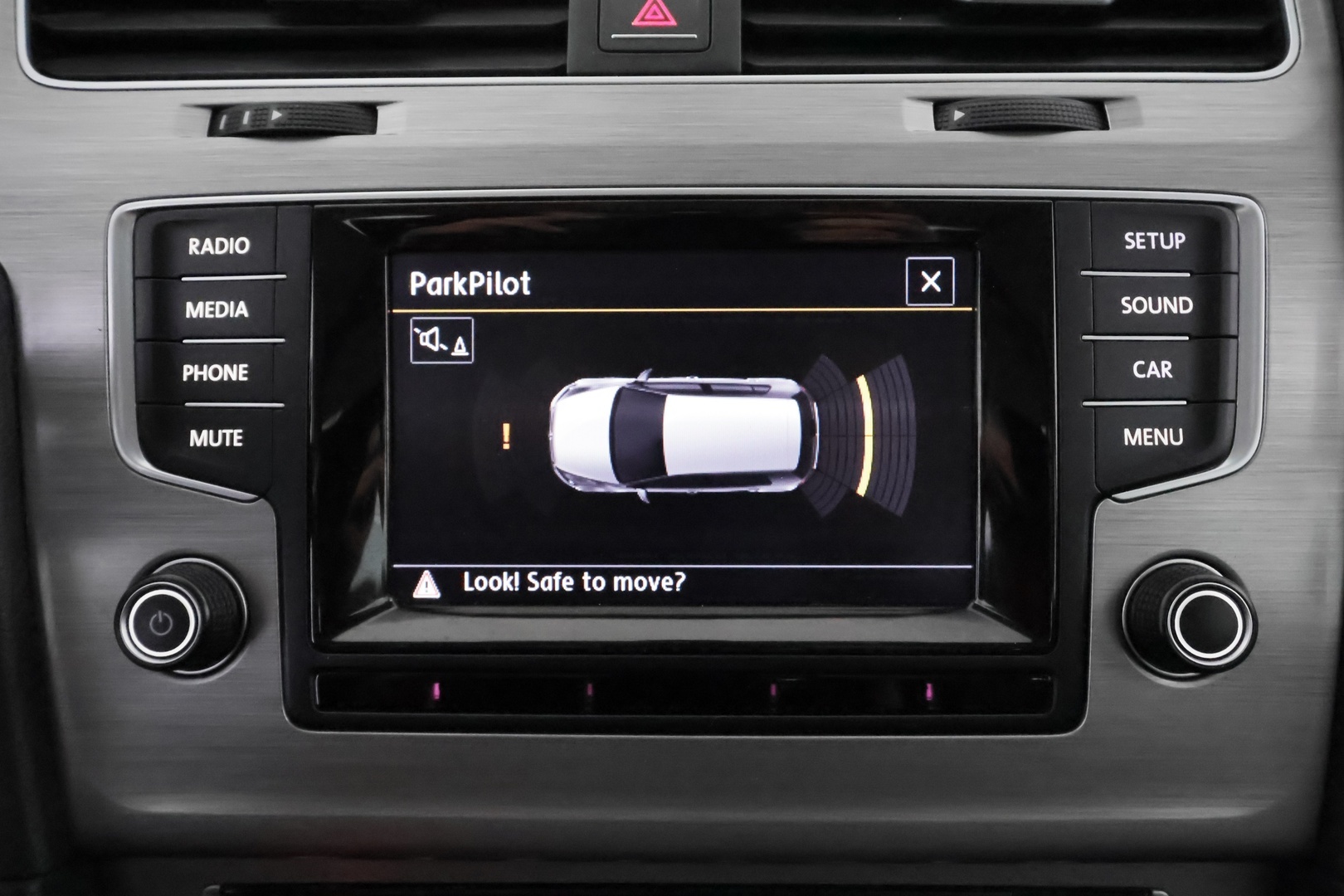 VOLKSWAGEN Golf 2015