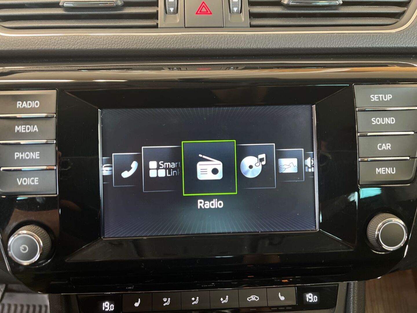 SKODA Superb 2016