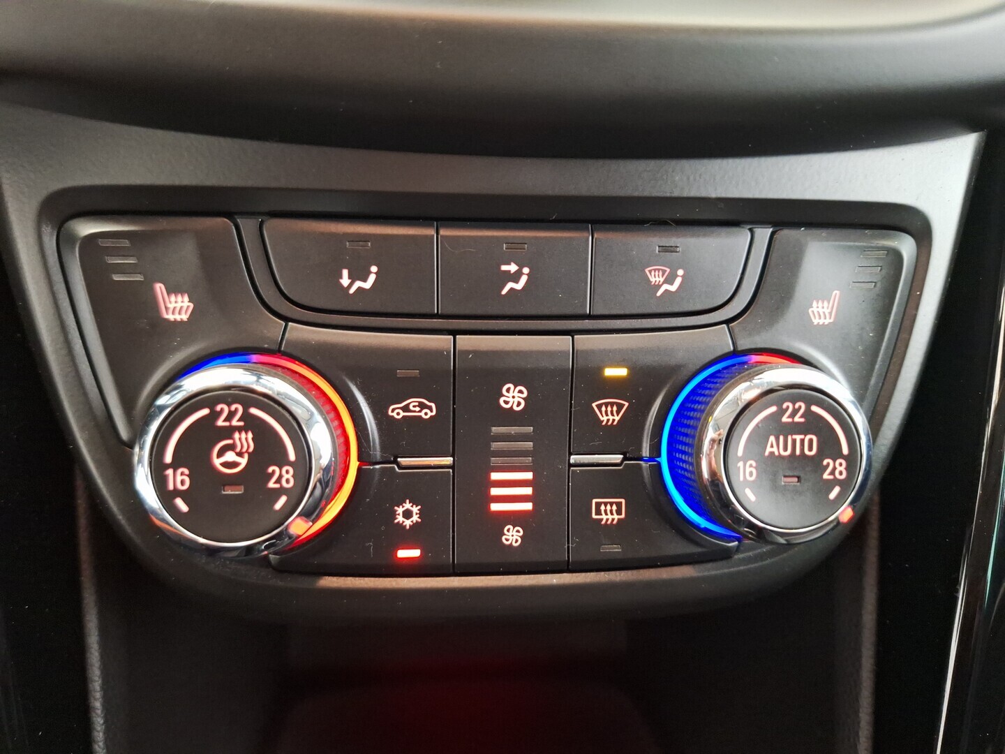 OPEL Zafira Tourer 2016