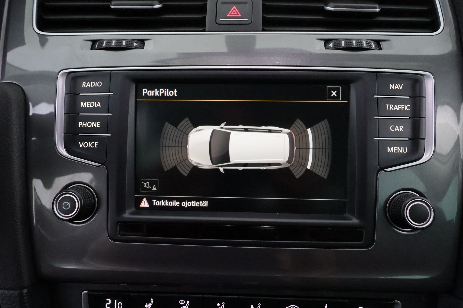 VOLKSWAGEN Golf 2016