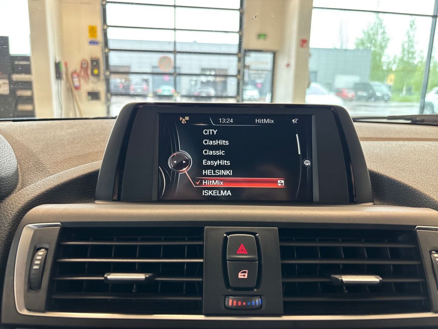 BMW 118 2017