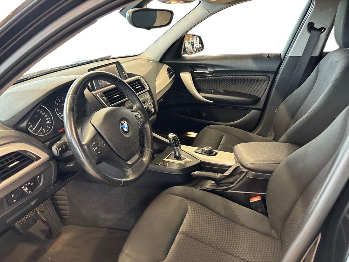 BMW 118 2017