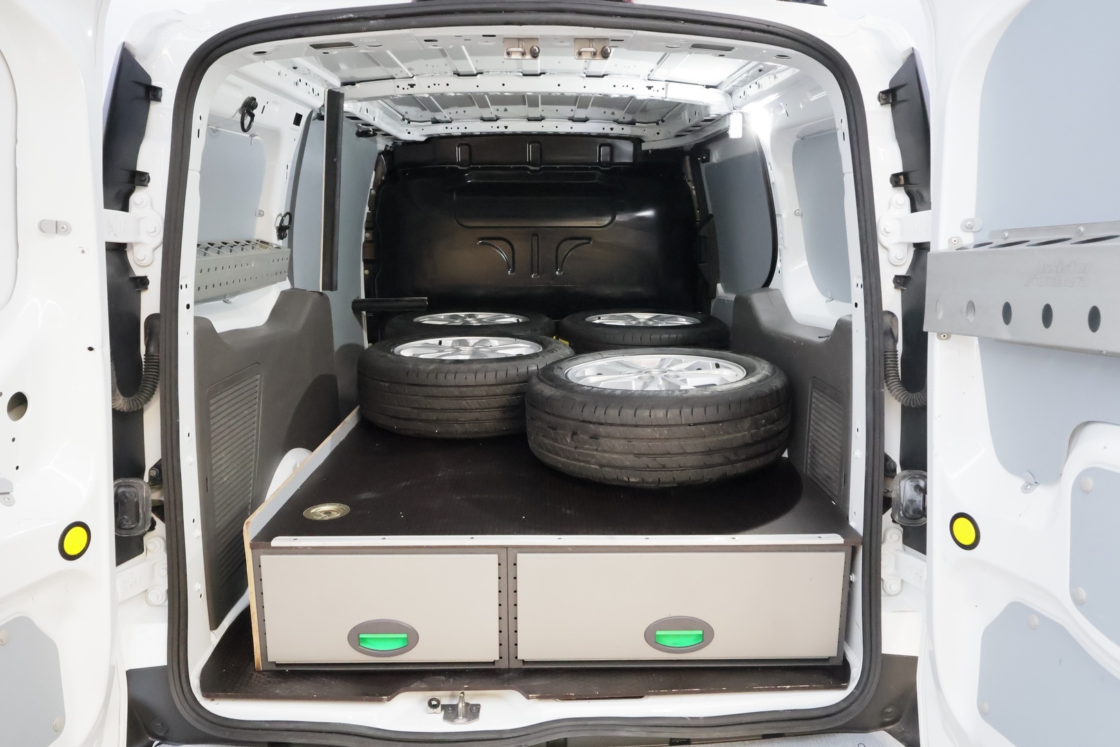 FORD Transit Connect 2023