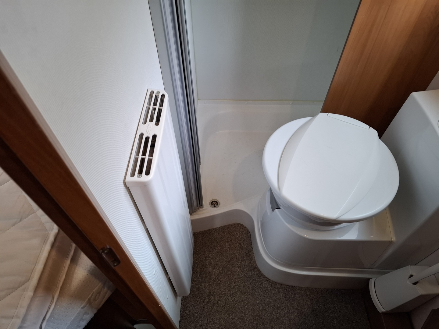 KNAUS Skywave 650 MF 2011