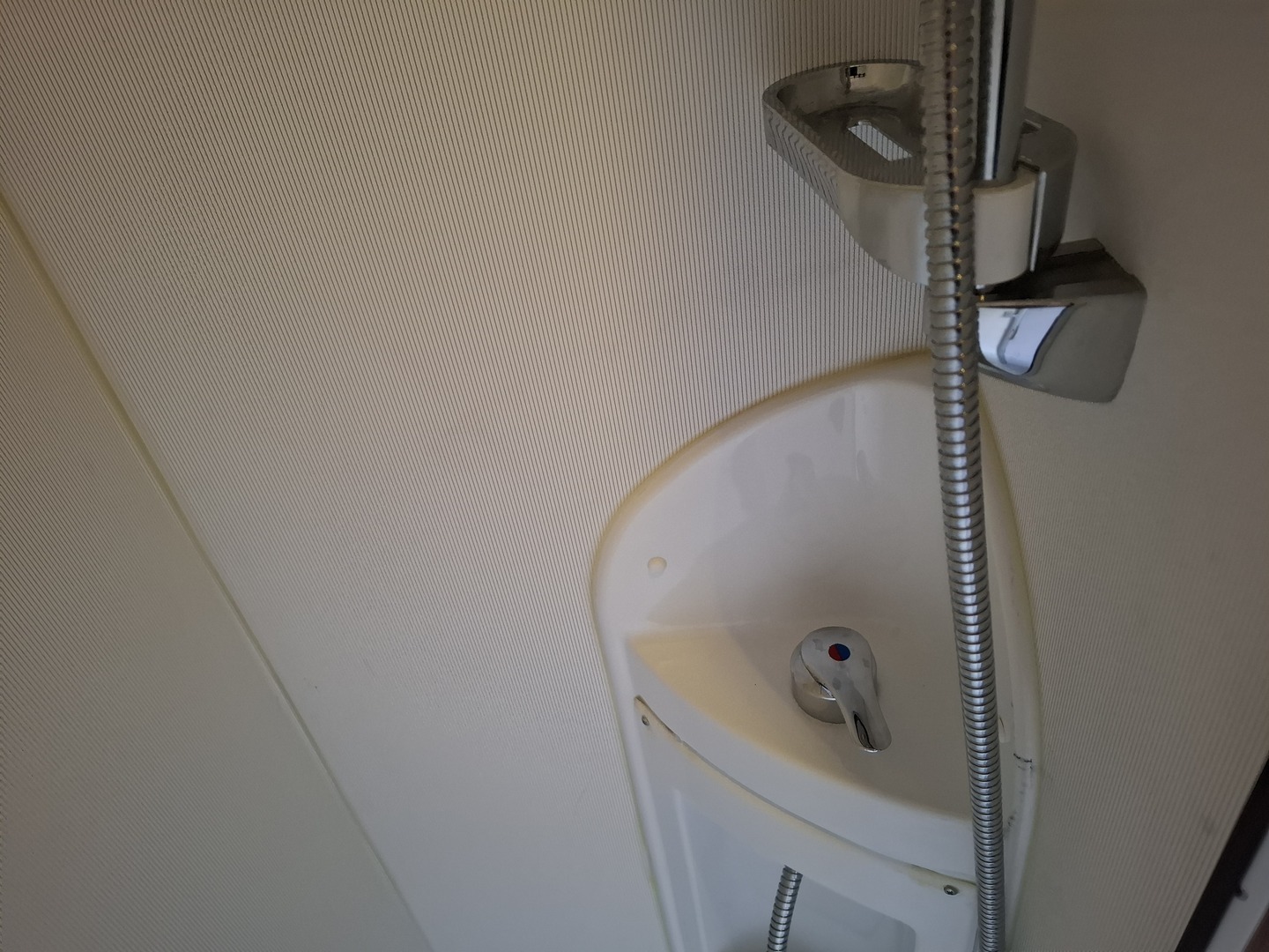 KNAUS Skywave 650 MF 2011