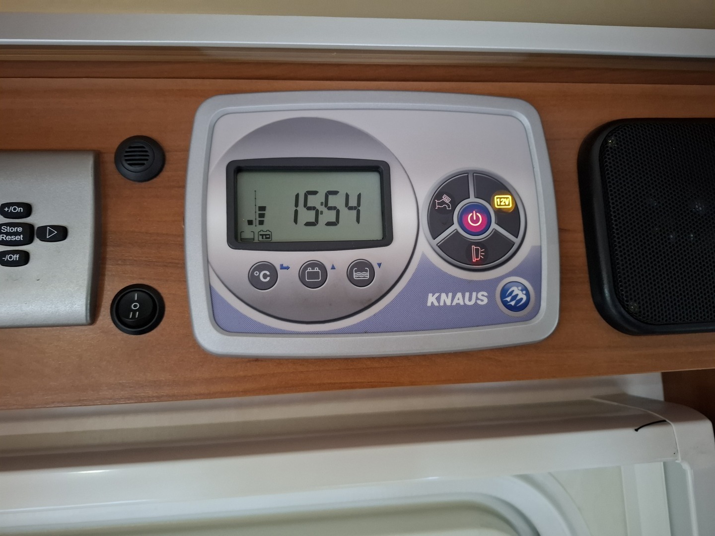 KNAUS Skywave 650 MF 2011