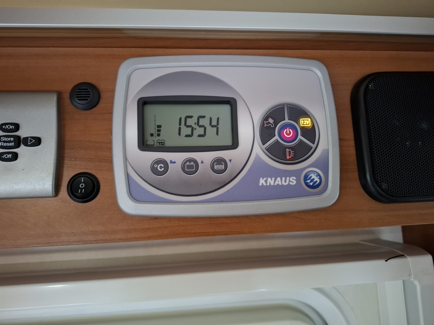 KNAUS Skywave 650 MF 2011