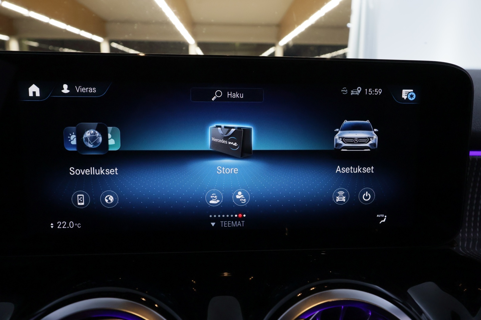 MERCEDES-BENZ EQB 2022