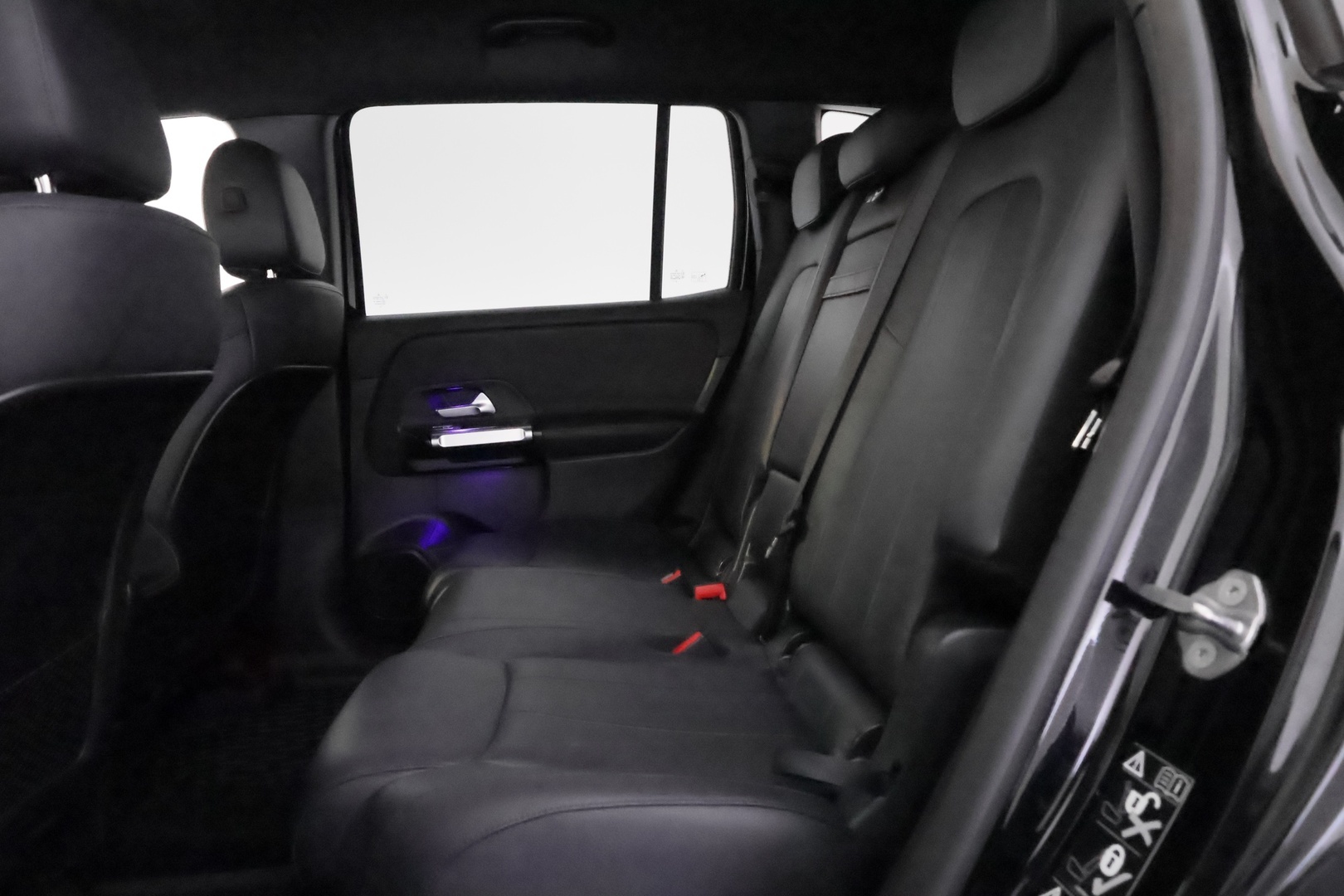 MERCEDES-BENZ EQB 2022