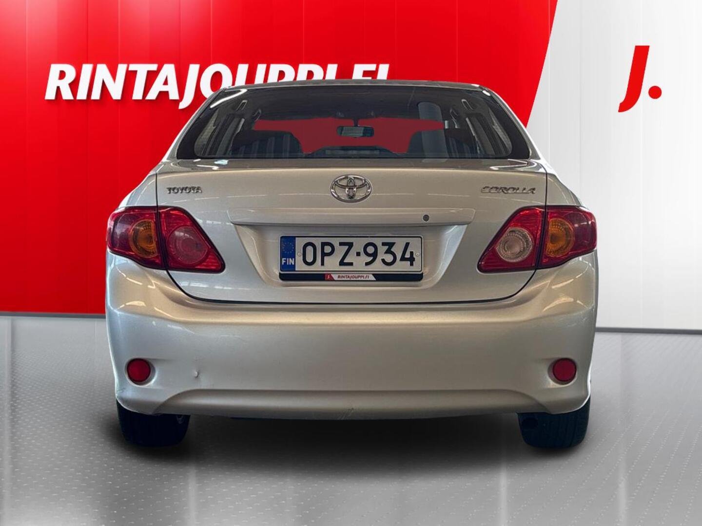 TOYOTA Corolla 2010