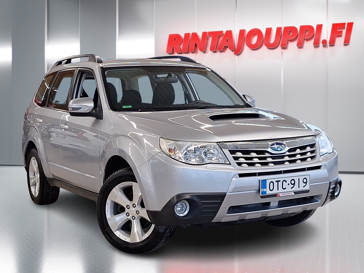 SUBARU Forester 2012