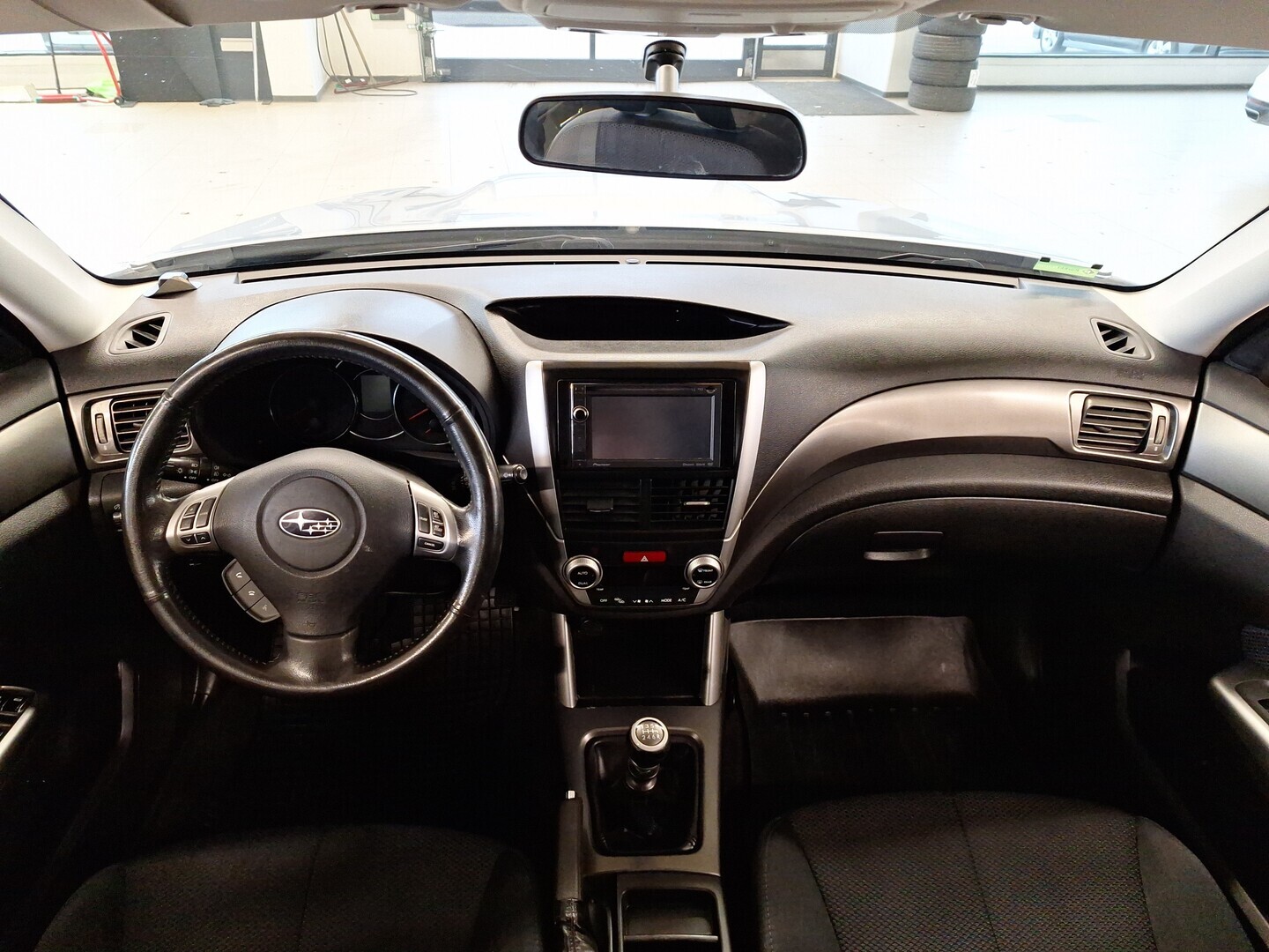 SUBARU Forester 2012