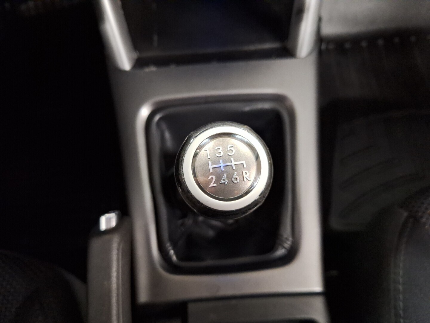 SUBARU Forester 2012