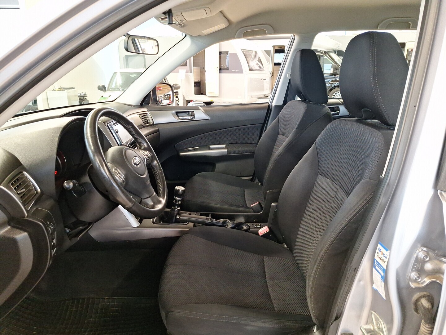 SUBARU Forester 2012