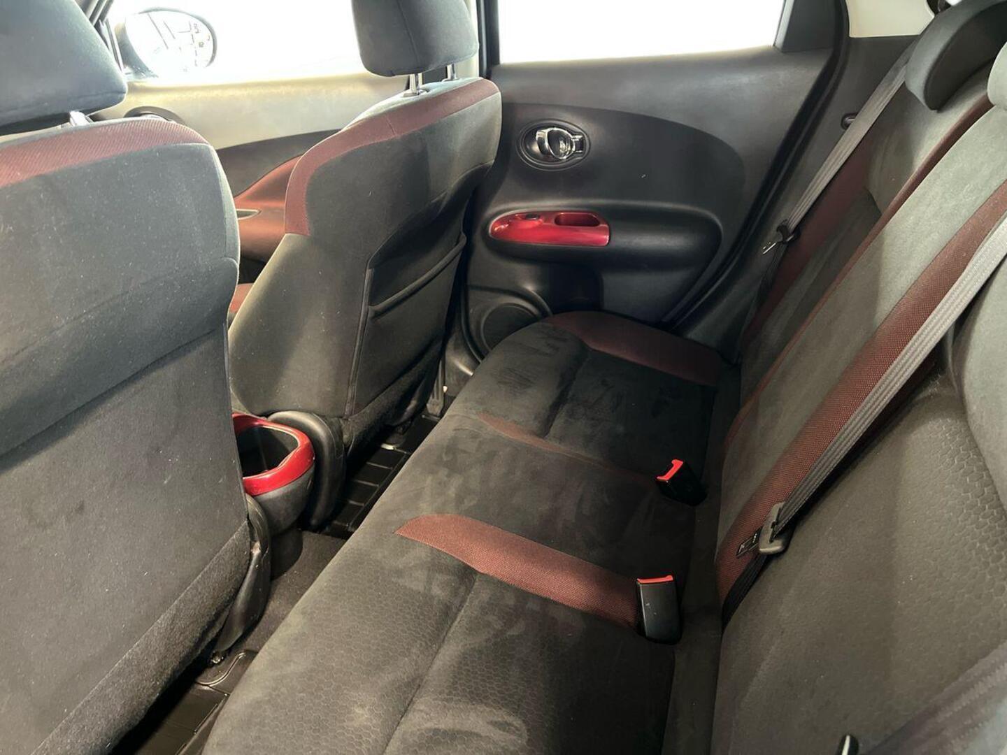 NISSAN Juke 2012