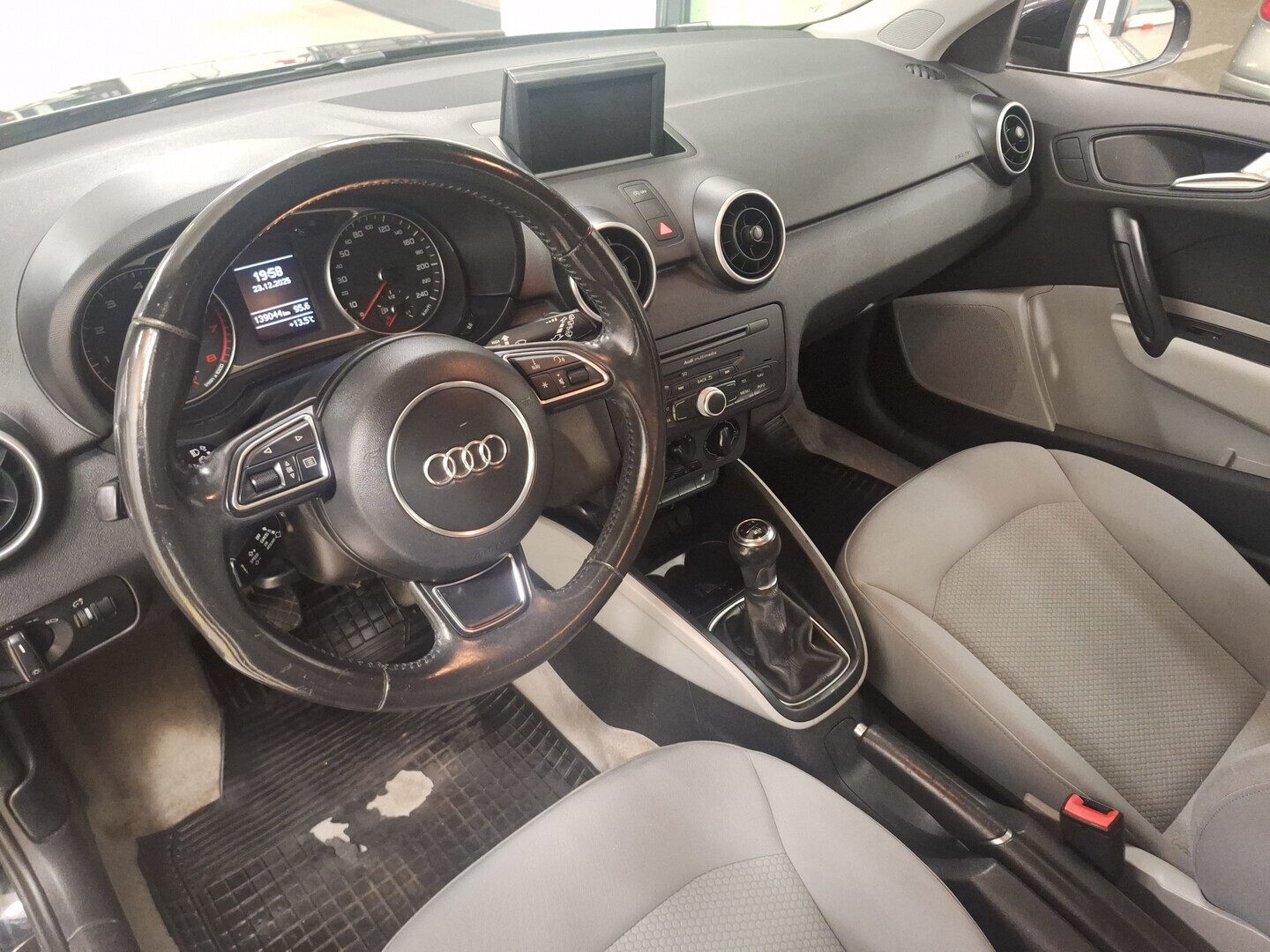 AUDI A1 2012
