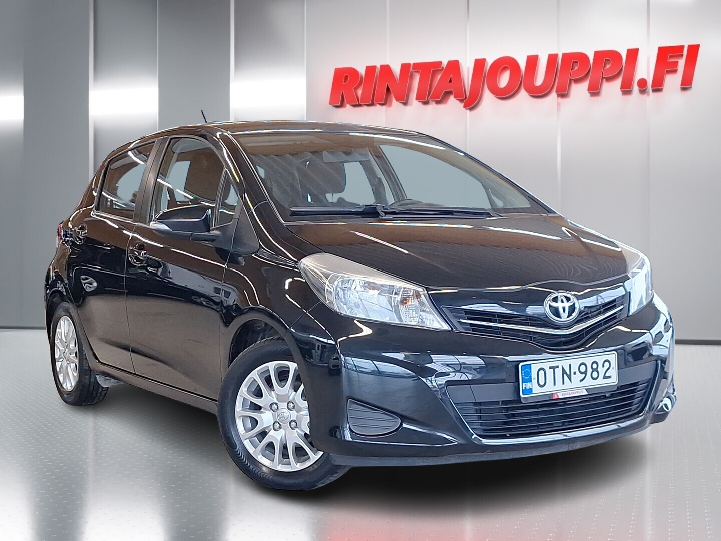 TOYOTA Yaris 2012