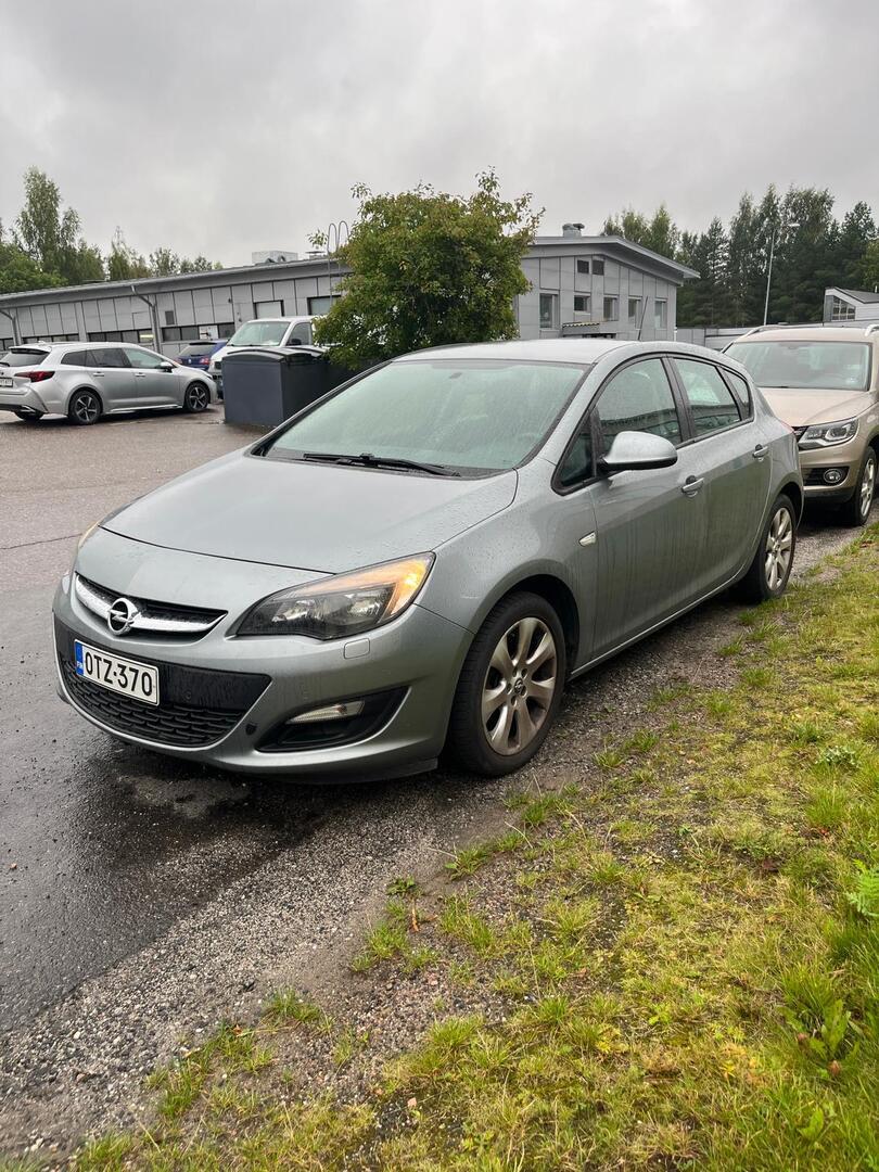 OPEL Astra 2013