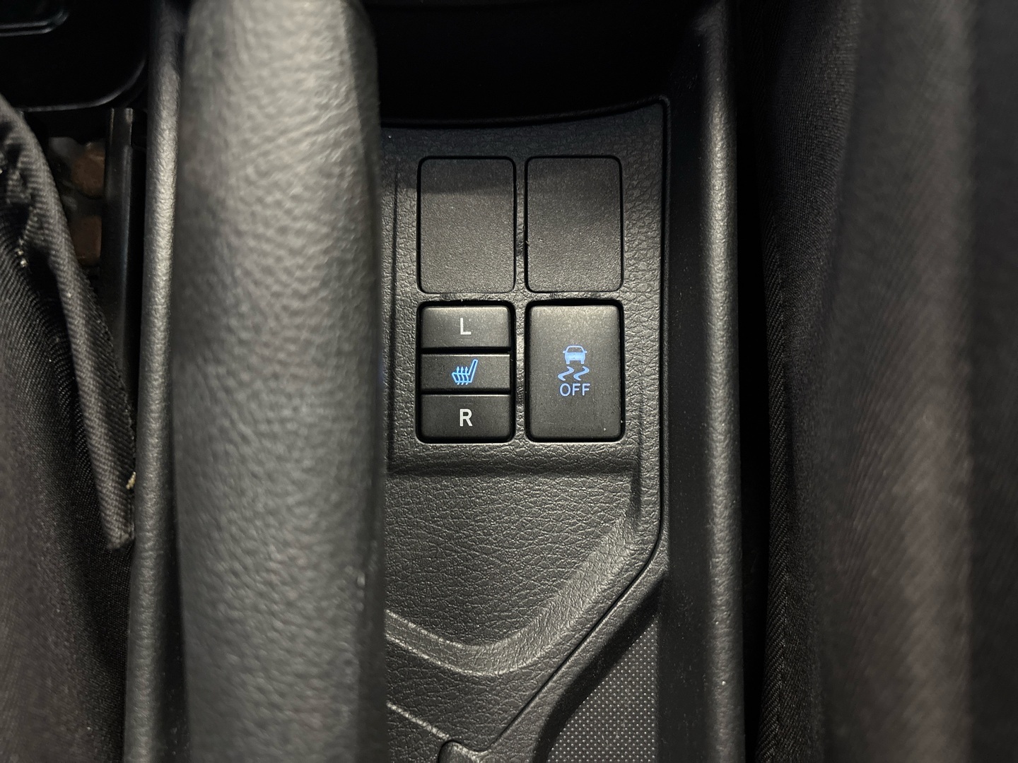 TOYOTA Yaris 2018