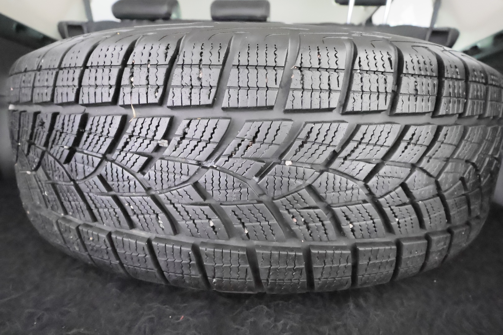 MITSUBISHI Outlander PHEV 2016