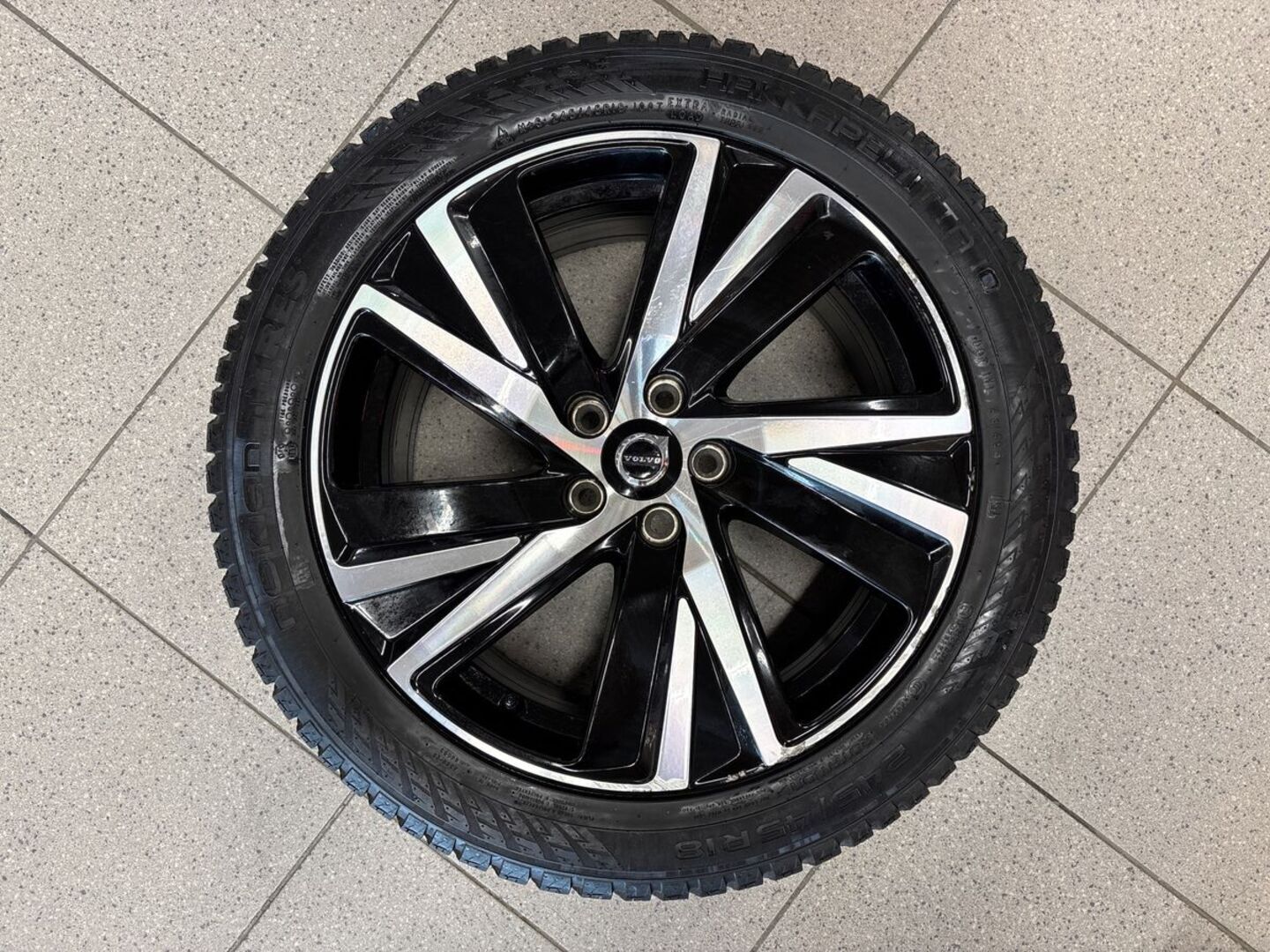 VOLVO V90 15