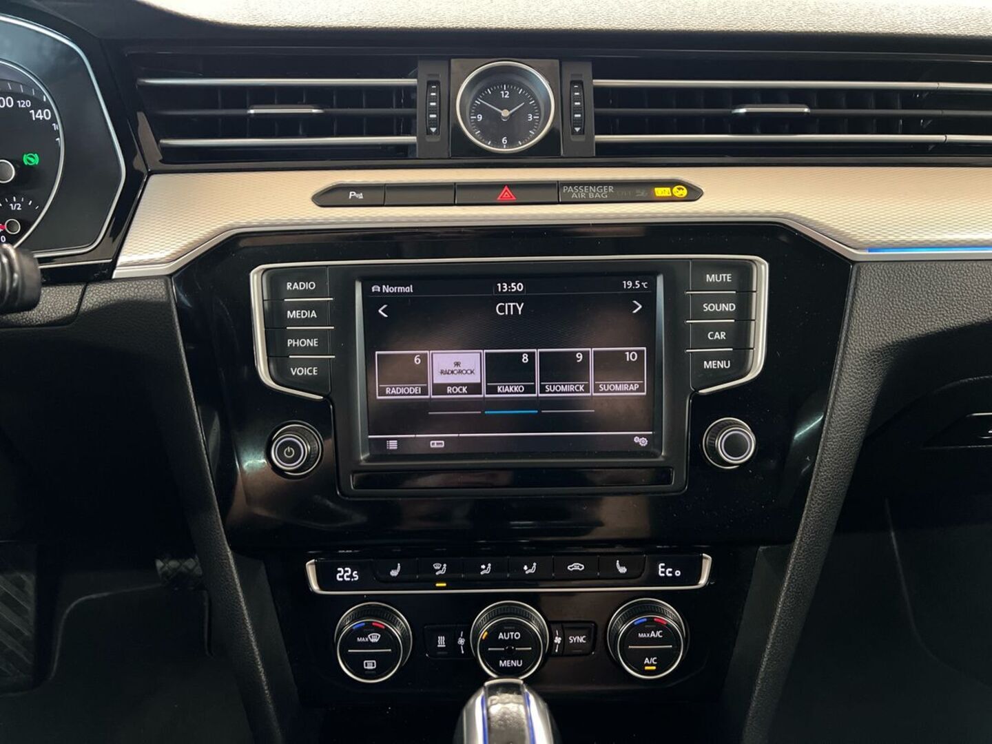 VOLKSWAGEN Passat 2017