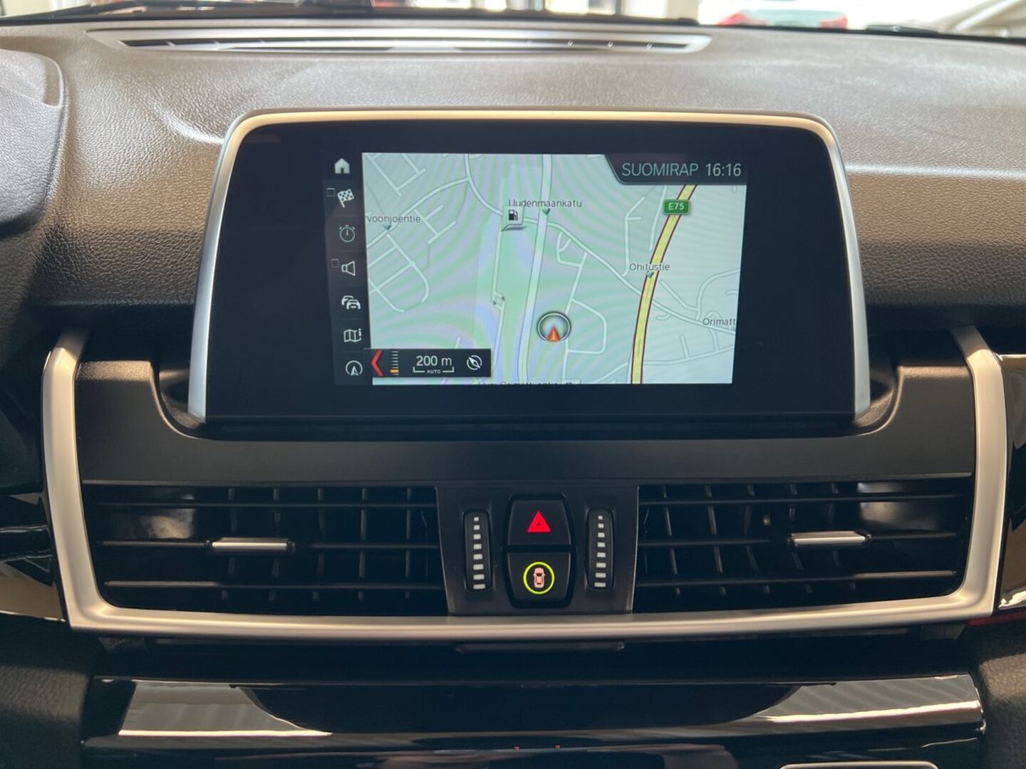 BMW 218 2023