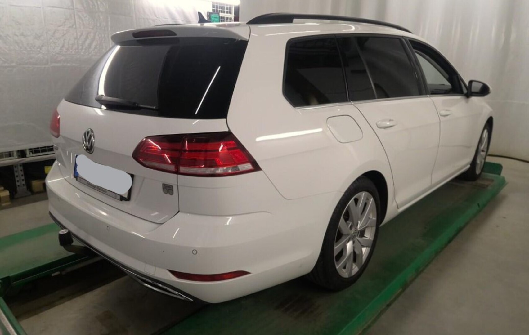 VOLKSWAGEN Golf 2021