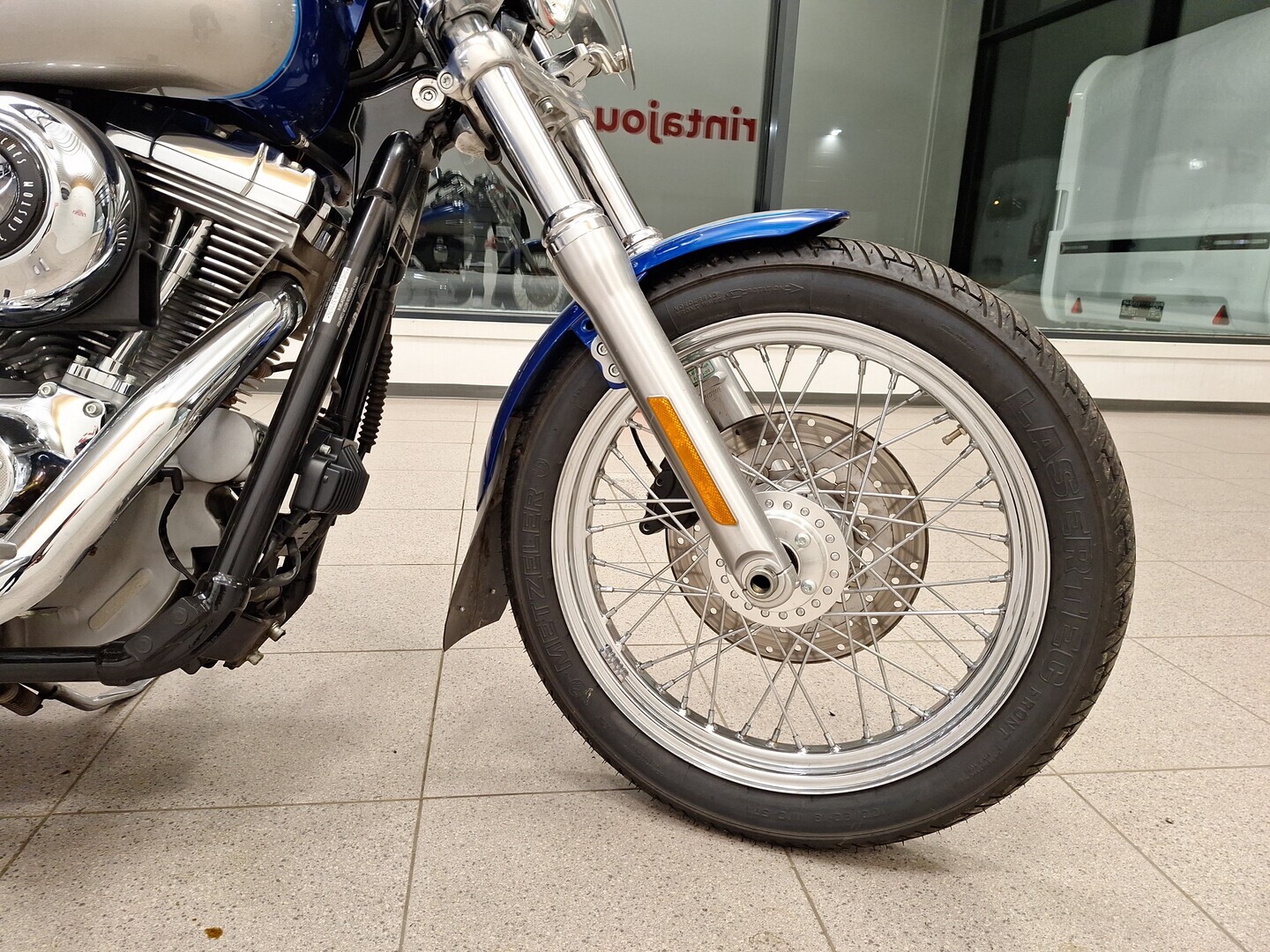 HARLEY-DAVIDSON DYNA 2009