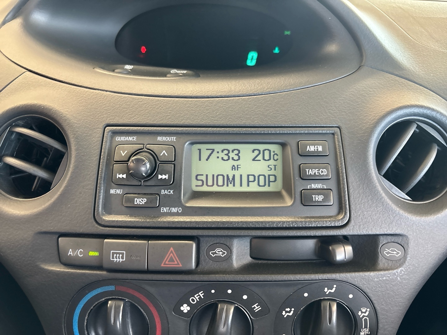 TOYOTA Yaris 2005