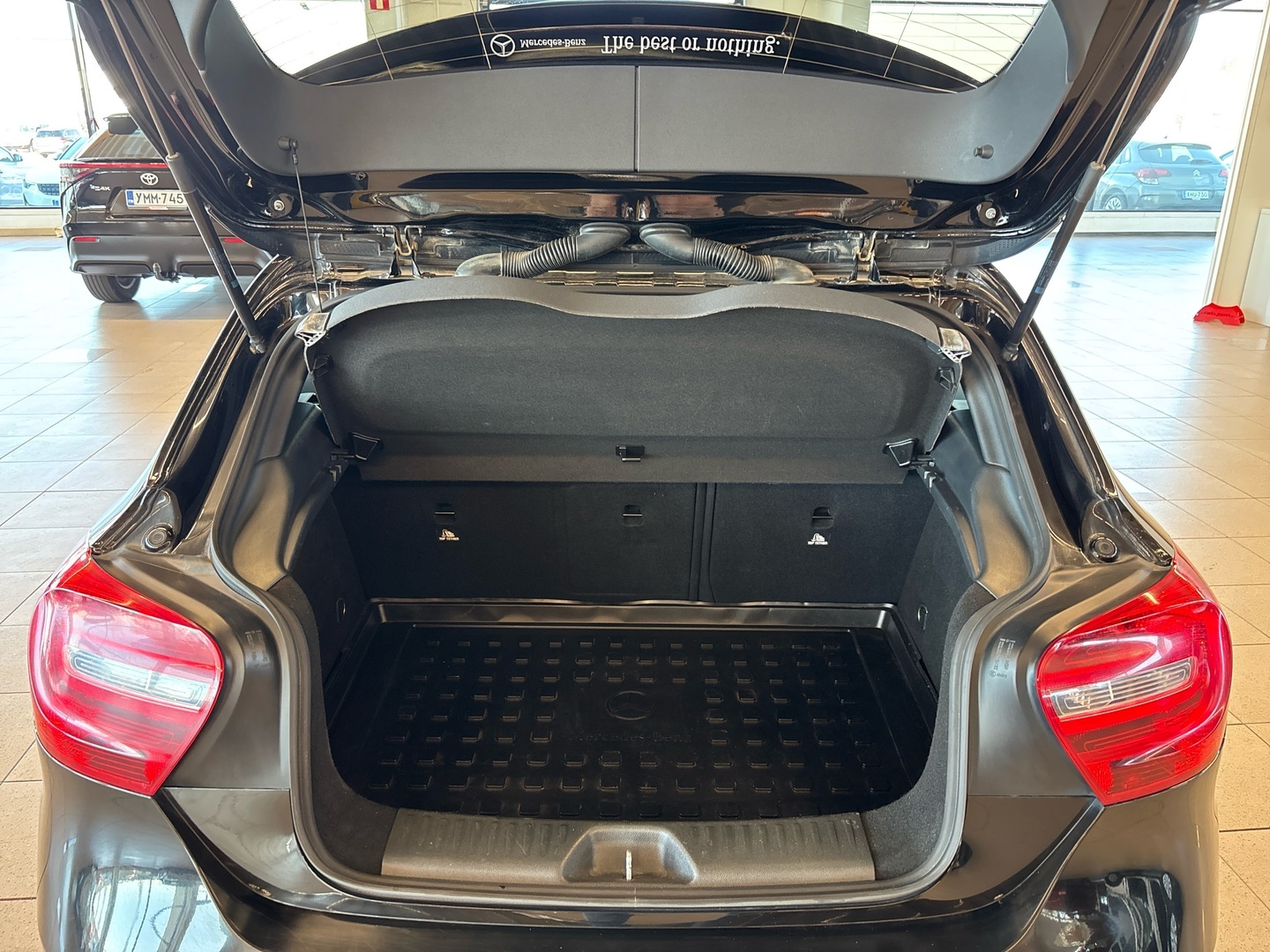 MERCEDES-BENZ A 2013