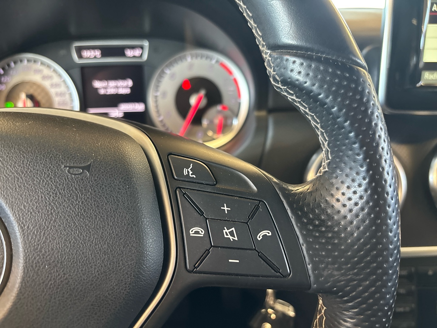 MERCEDES-BENZ A 2013
