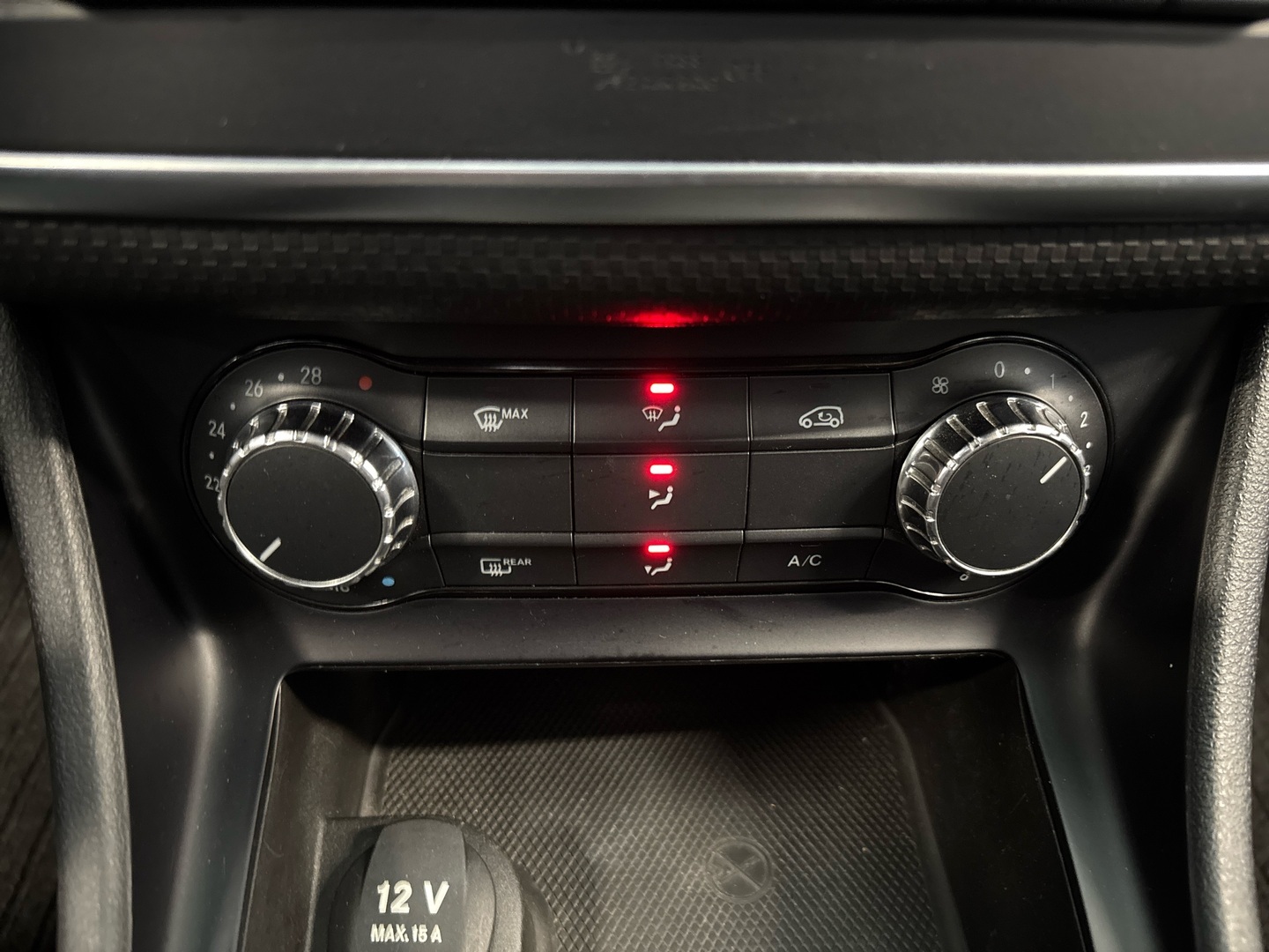 MERCEDES-BENZ A 2013