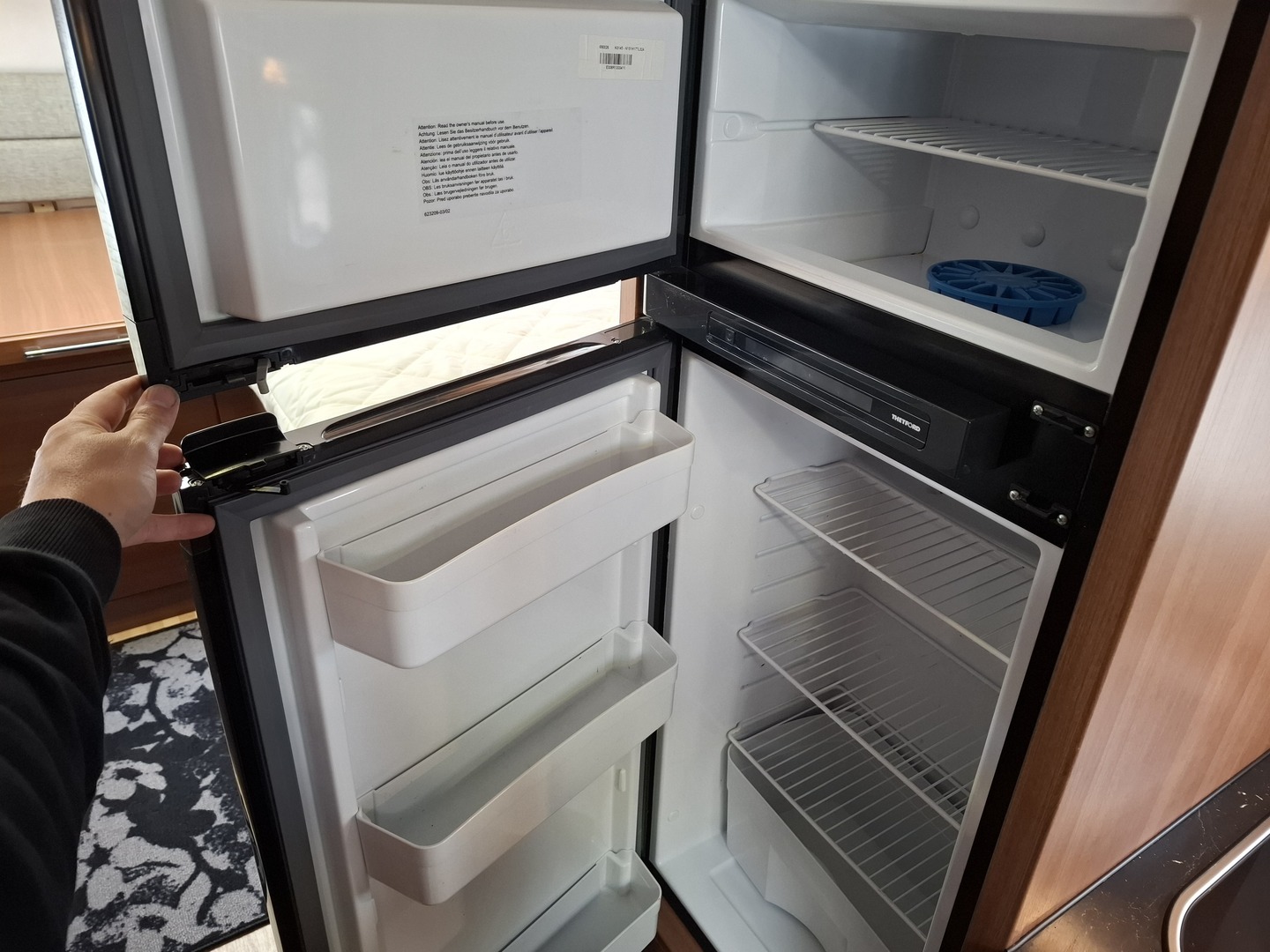 LMC Explorer Blackline i675 G 2015