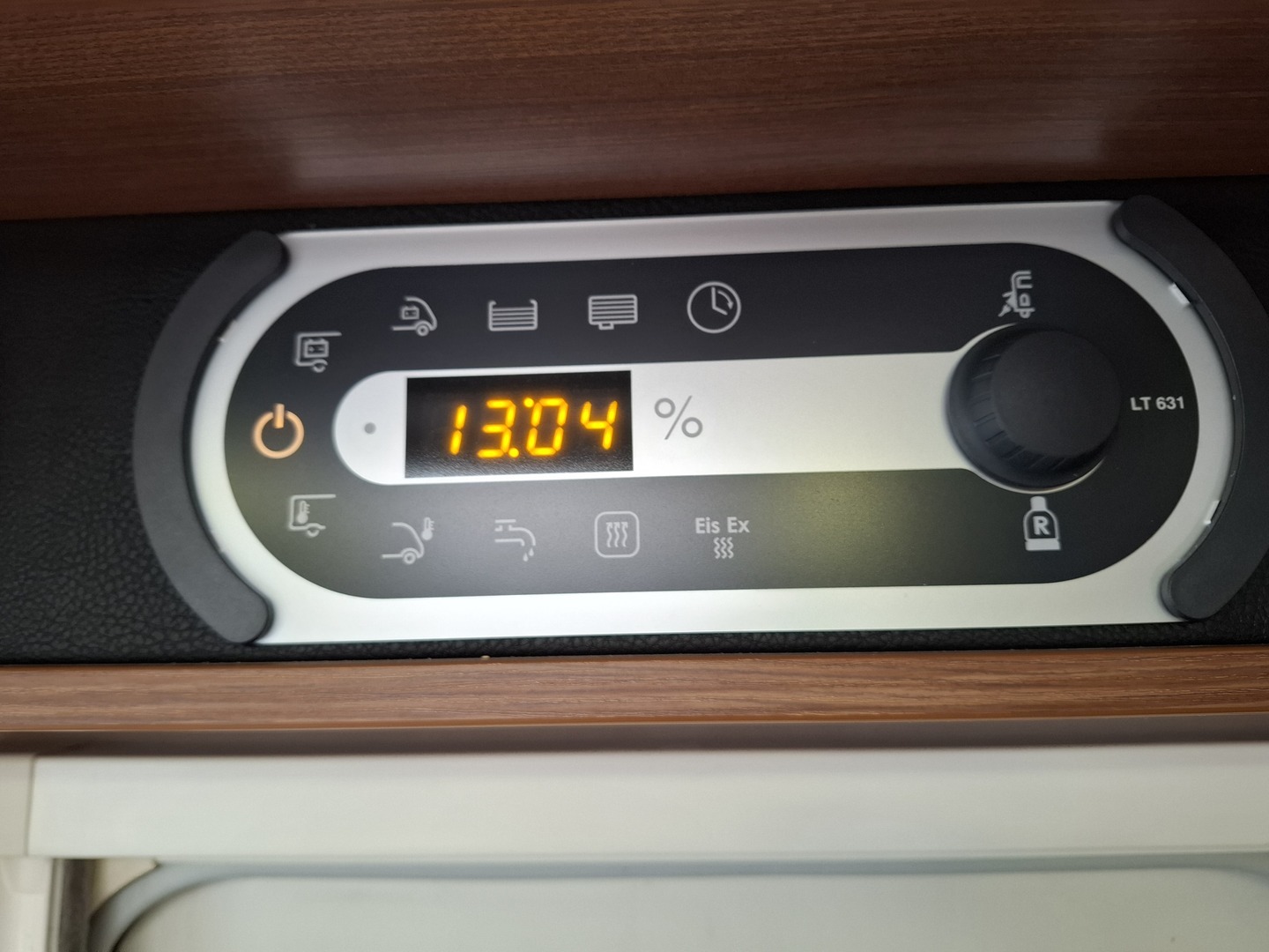 LMC Explorer Blackline i675 G 2015