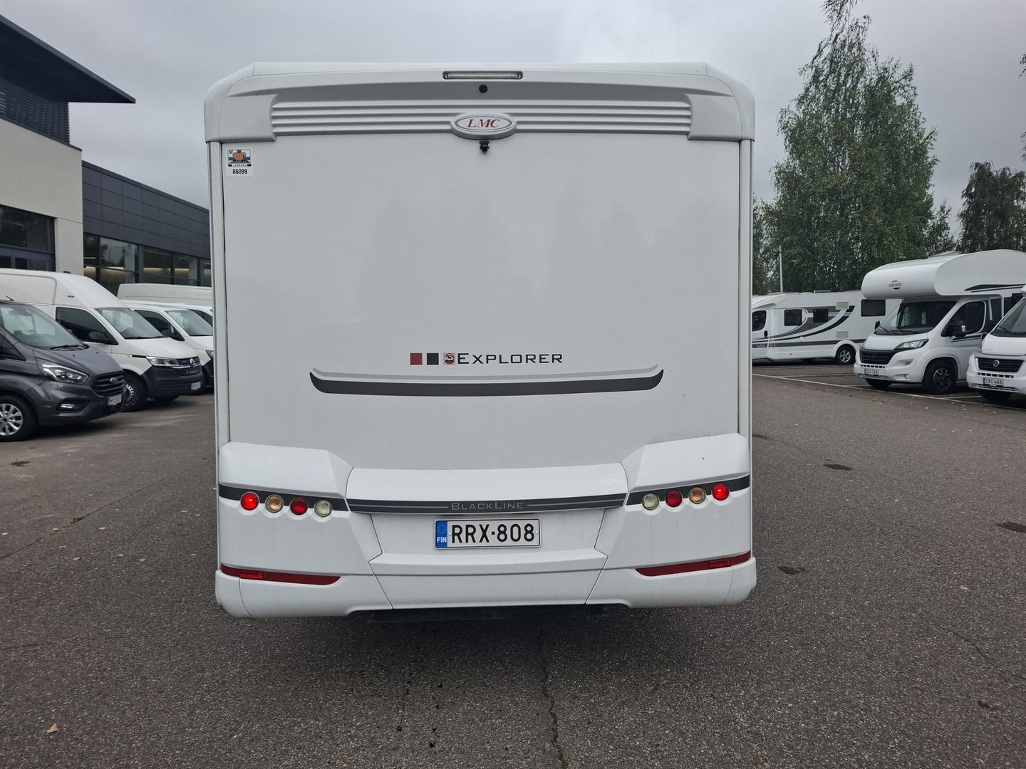 LMC Explorer Blackline i675 G 2015
