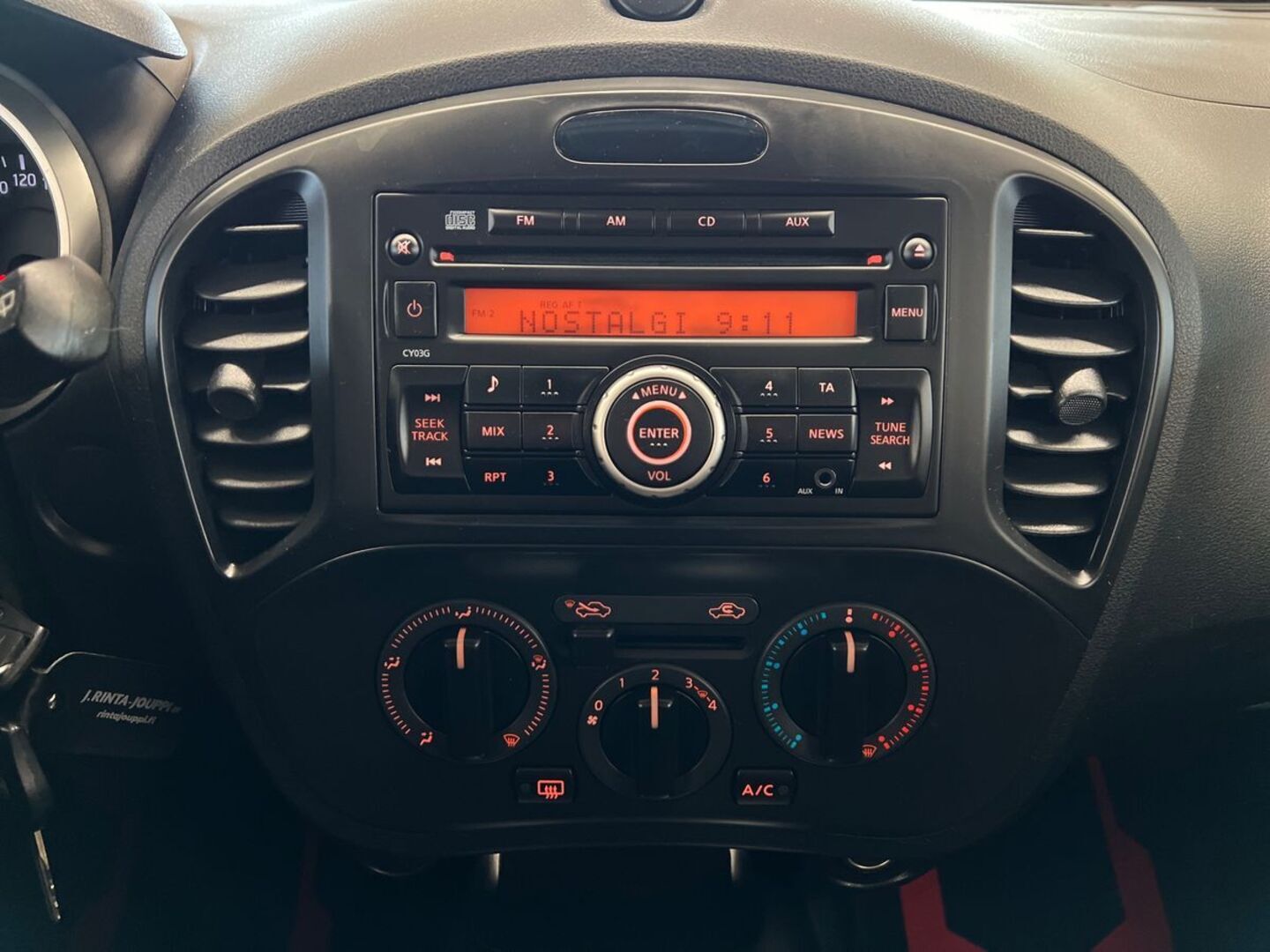 NISSAN Juke 19