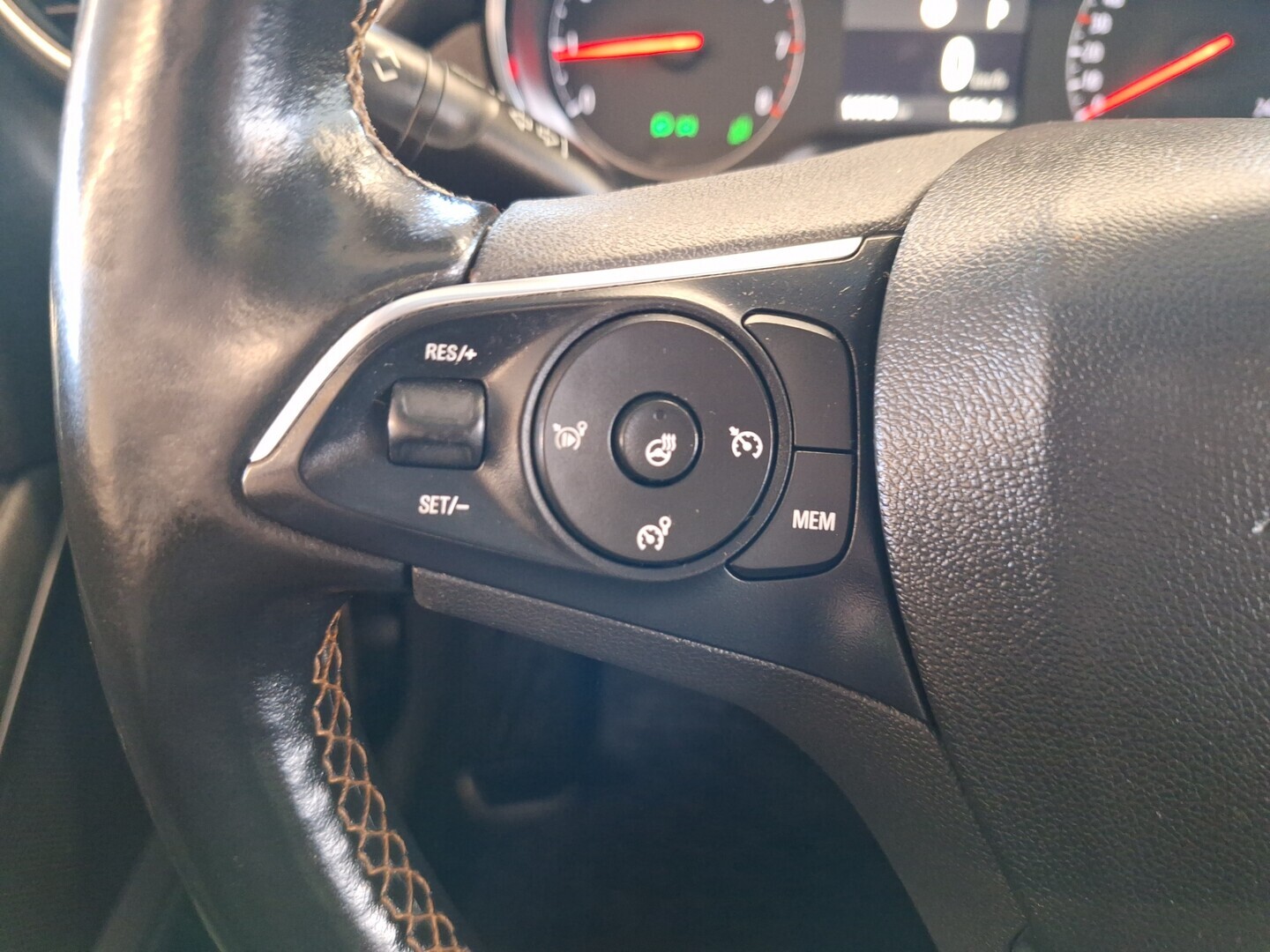 OPEL Crossland X 2018